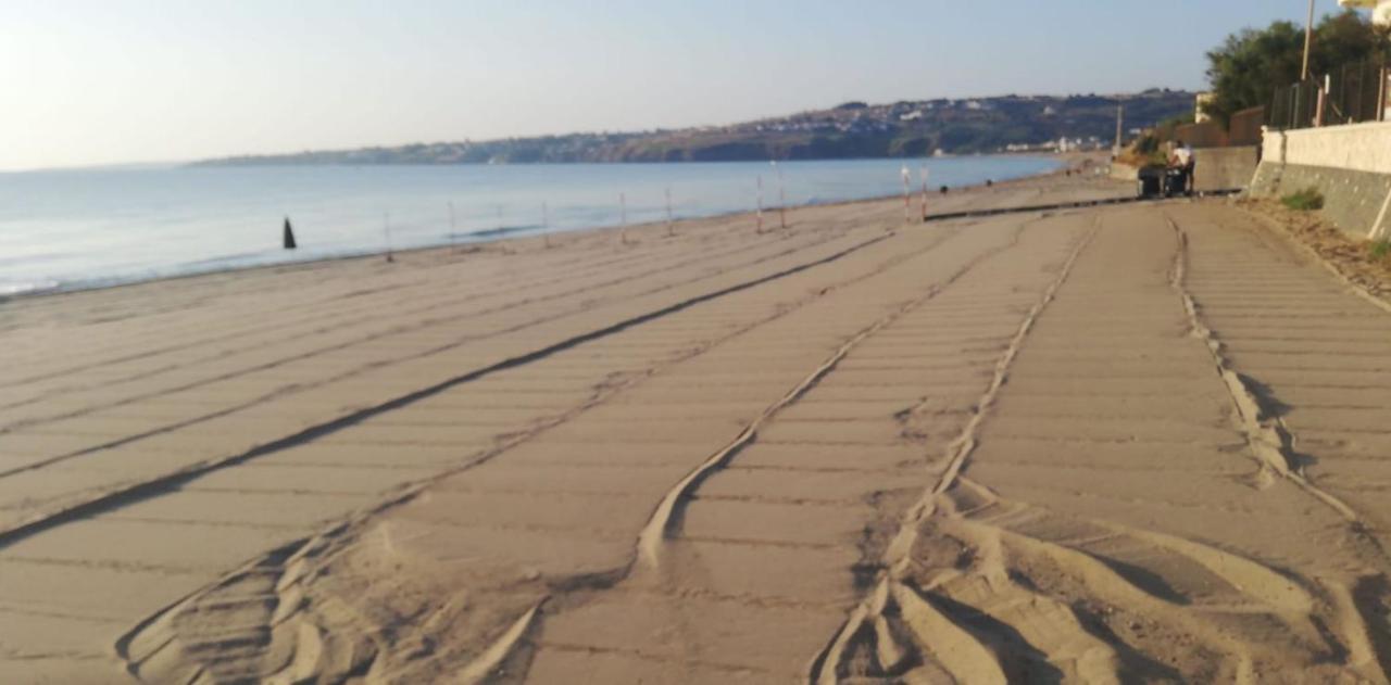 Fortezza Villa Azzurra Agnone Bagni Exterior foto